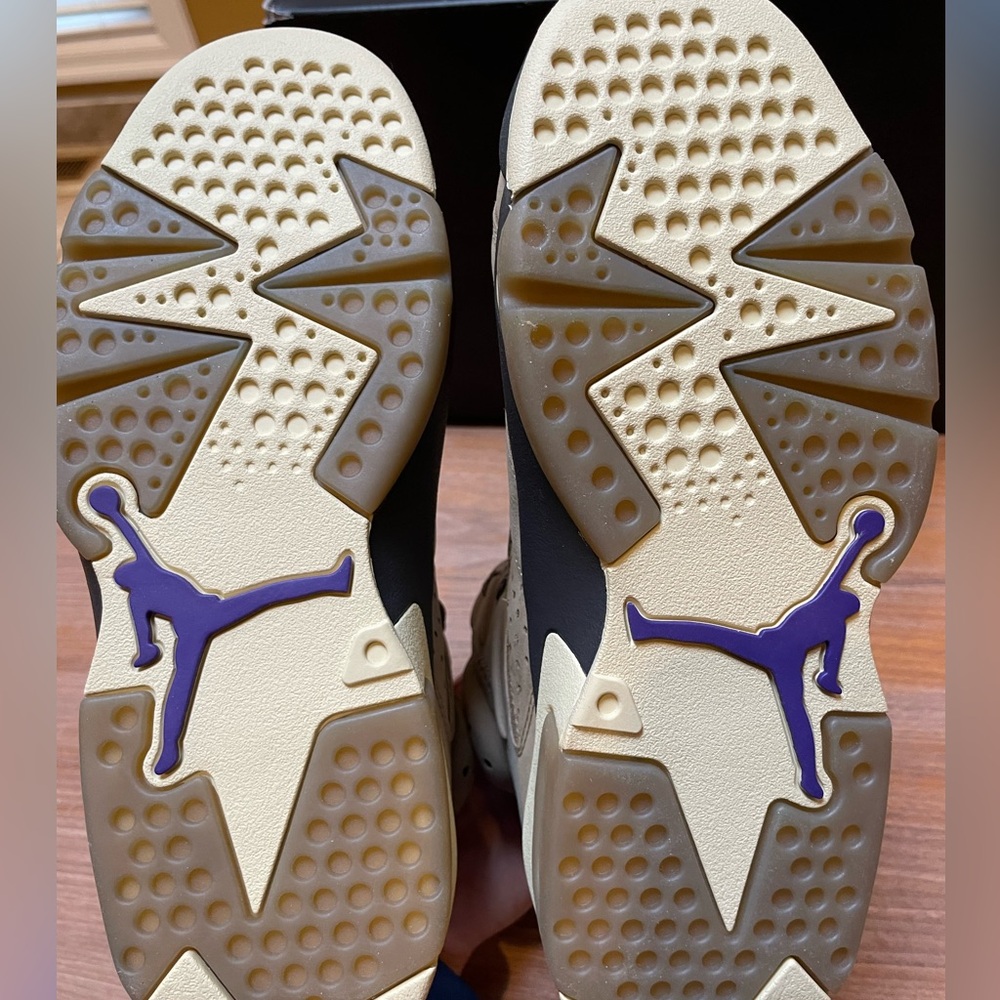 NEW IN BOX JORDAN WOMEN'S 6 RETRO GTX BROWN KELP / TEAM GOLD - SHADOW BROWN - Picture 14 of 16